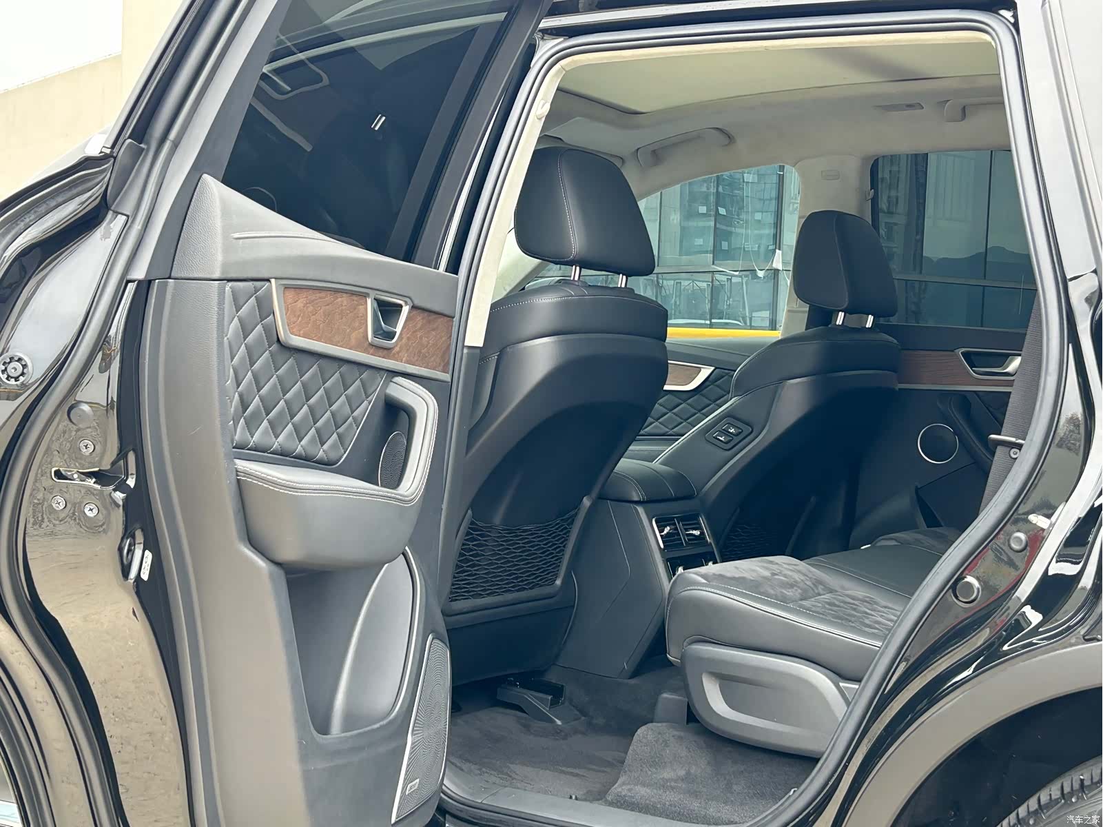 Hongqi HS7, 2022 все фото