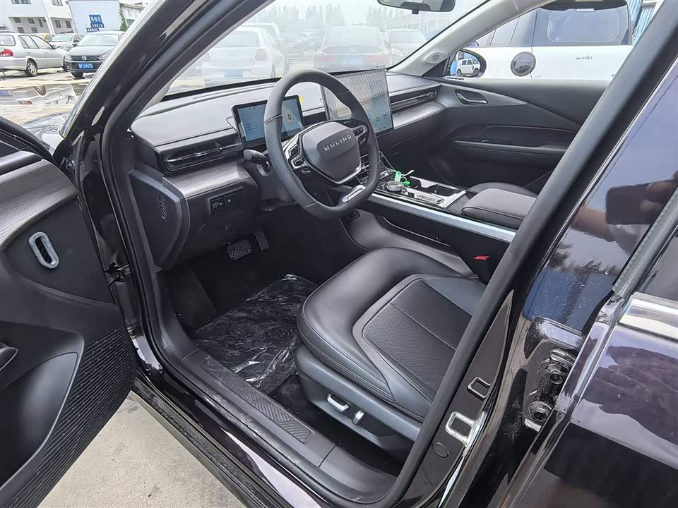 Wuling Wuling Starlight