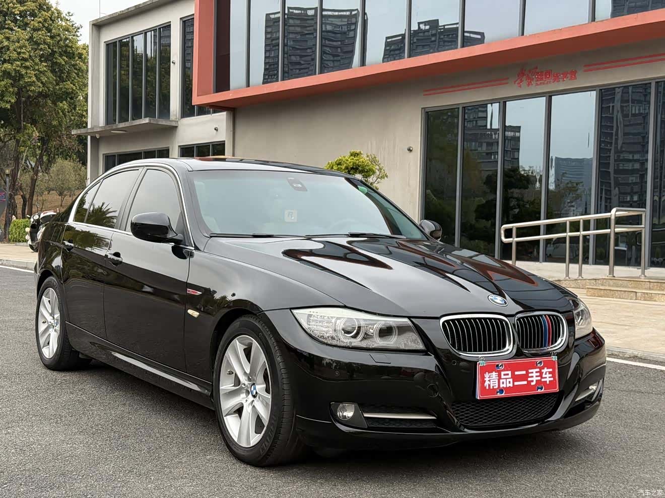 BMW 3 Series, 2011 3