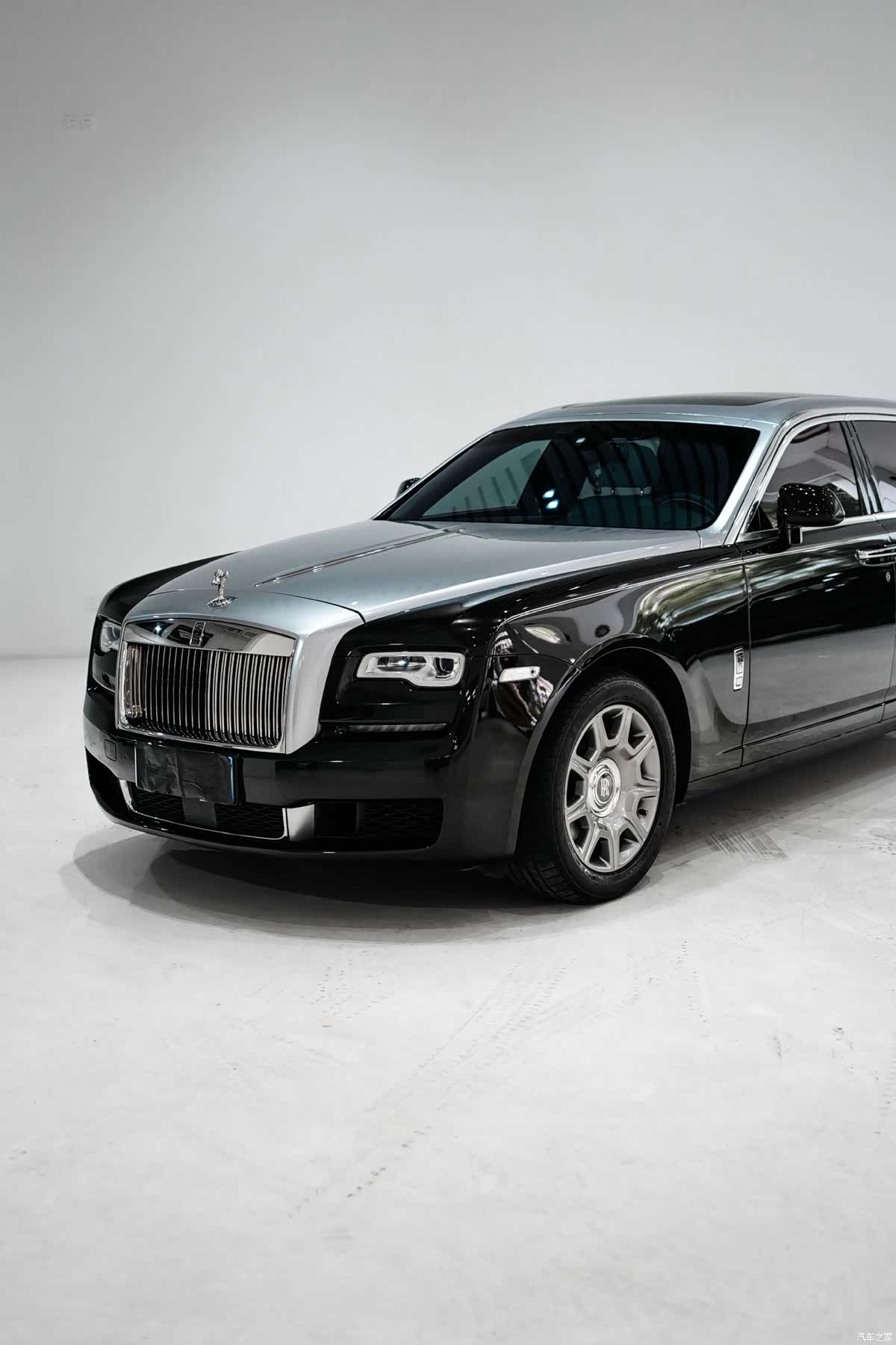 Rolls-Royce Ghost, 2019 7