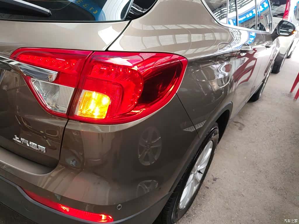 Buick Envision Plus, 2017 8