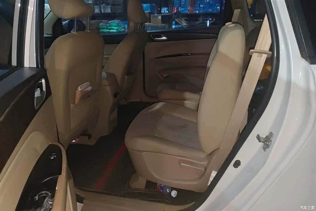 Wuling 730, 2022 11