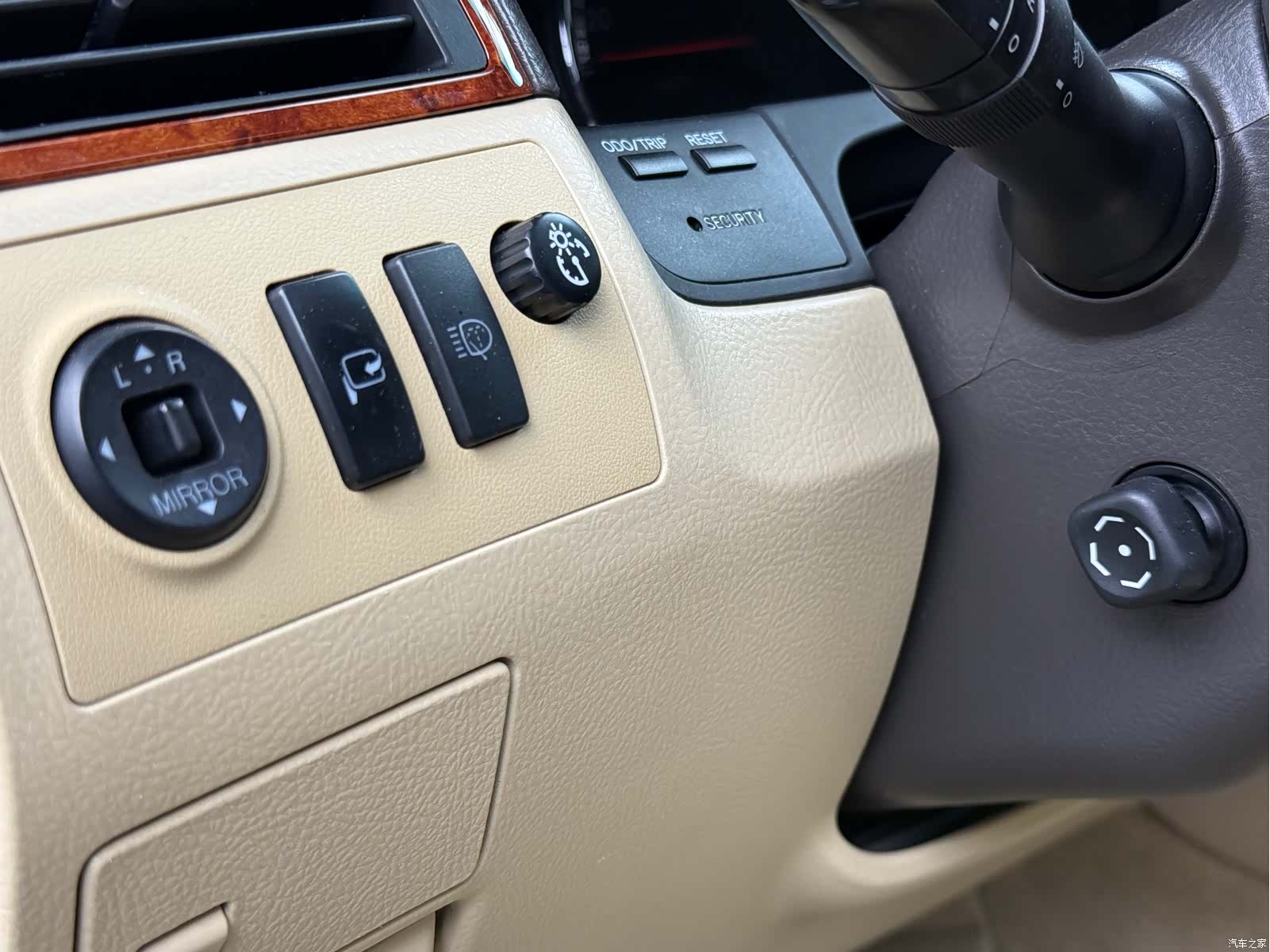 Toyota Crown, 2009 10