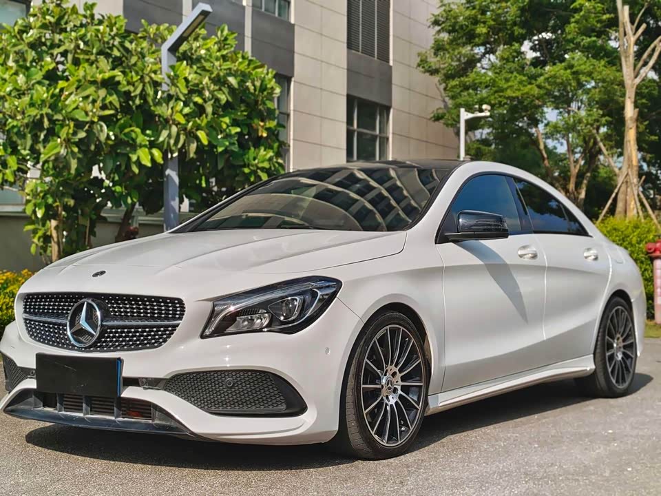 Mercedes-Benz CLA