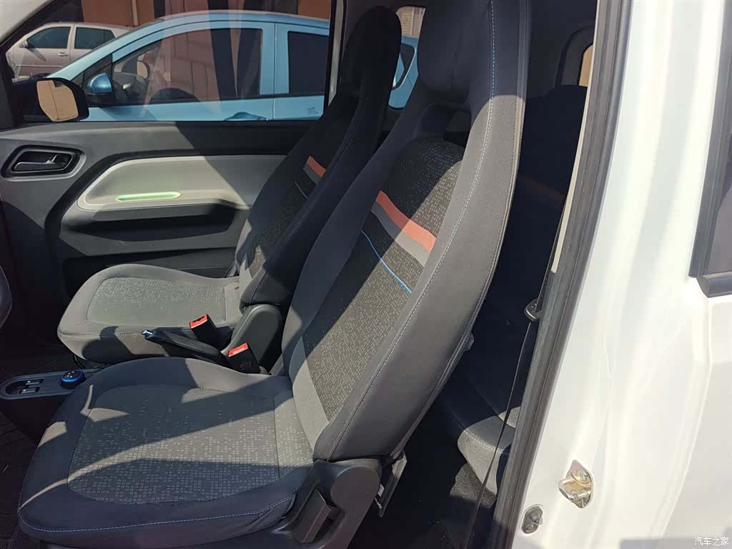 Wuling MINIEV, 2023 17