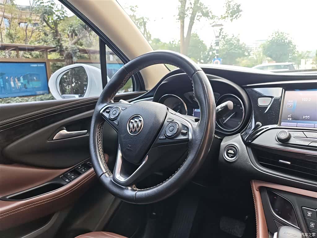 Buick Envision Plus, 2016 10