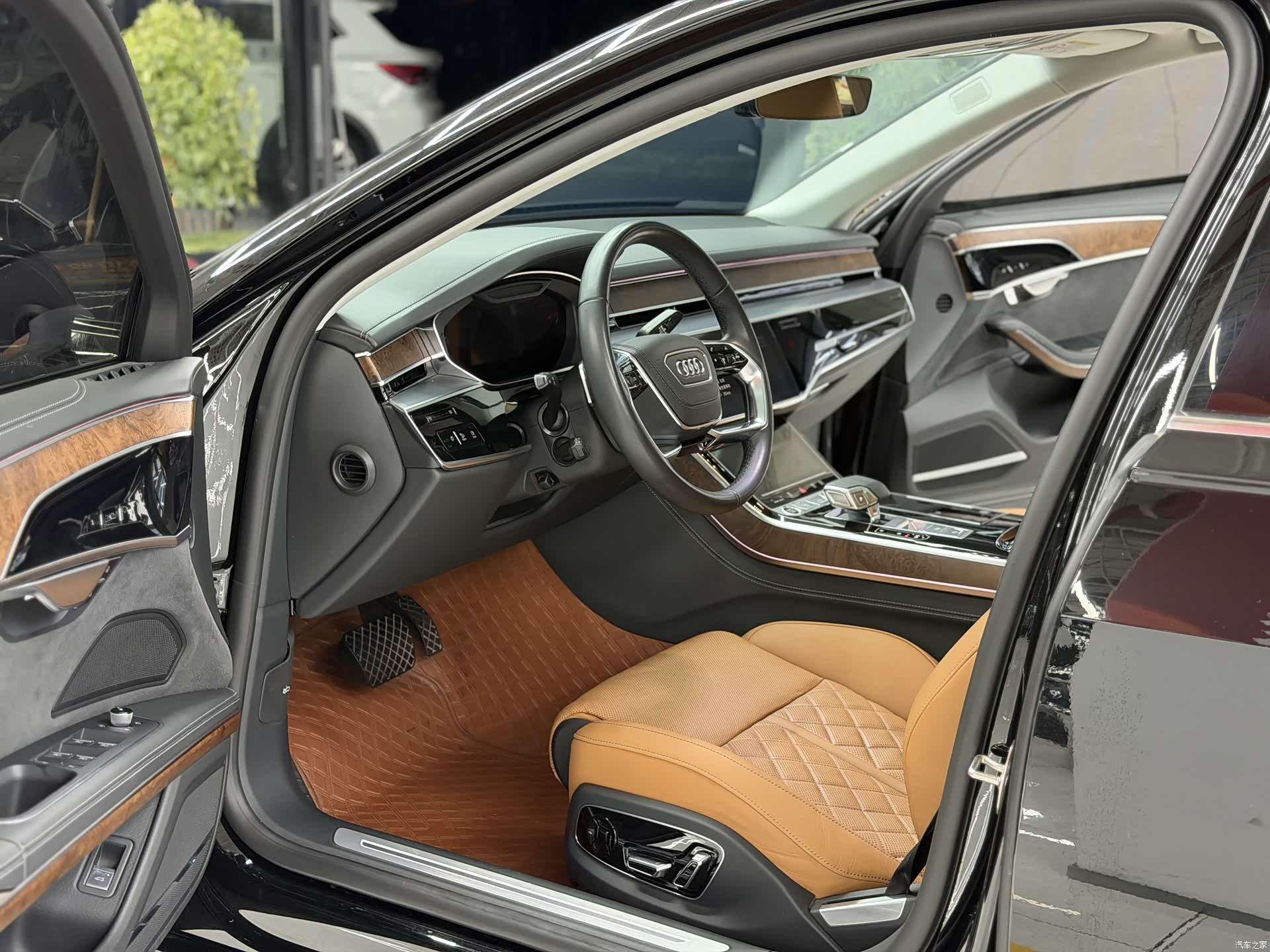 Audi A8L, 2022 9