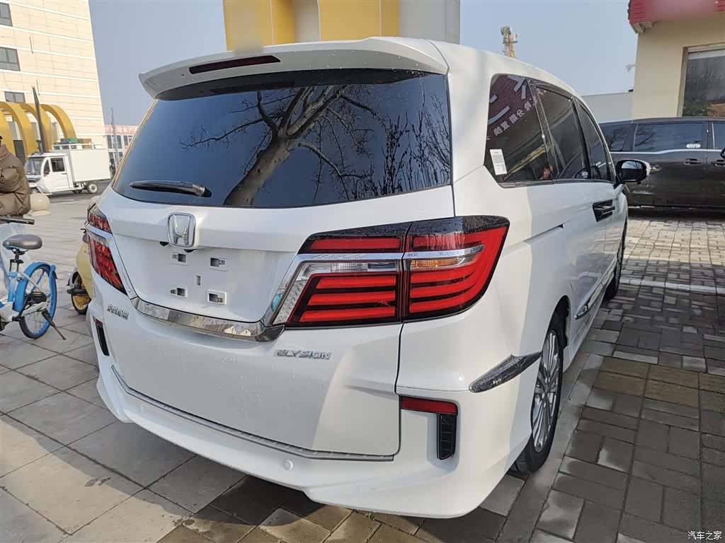 Honda Elysion, 2018 все фото
