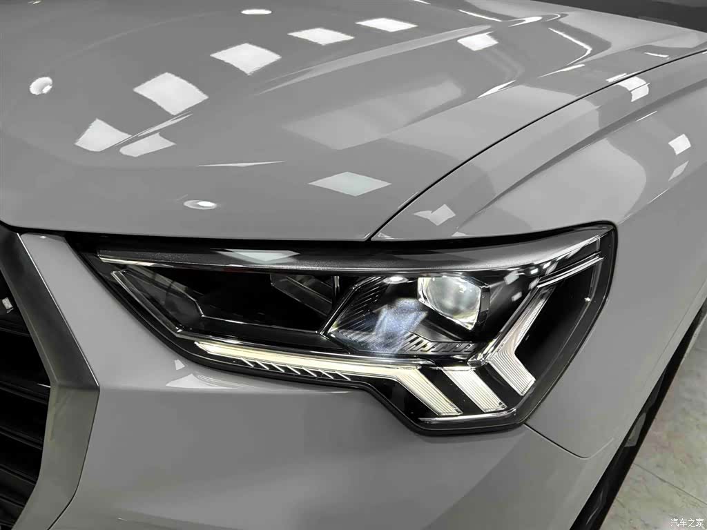 Audi Q3, 2022 18