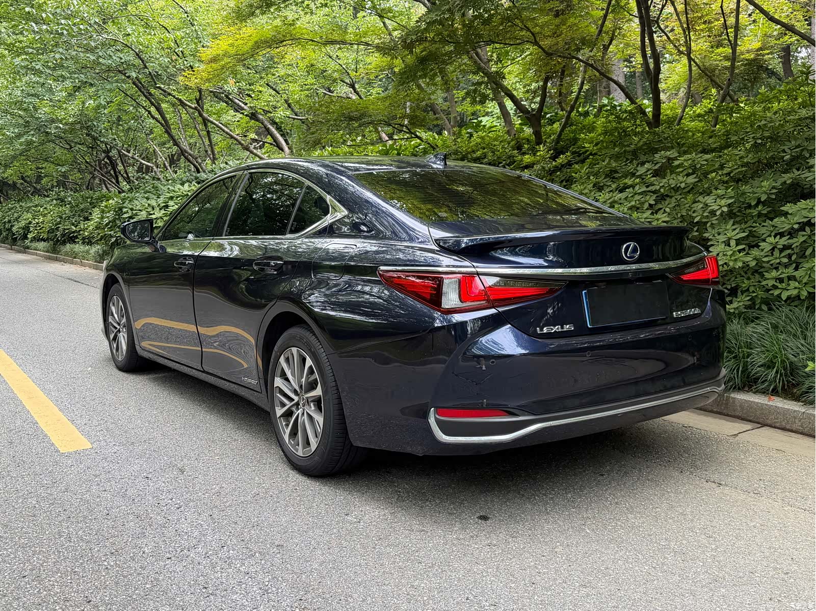 Lexus ES, 2022 15