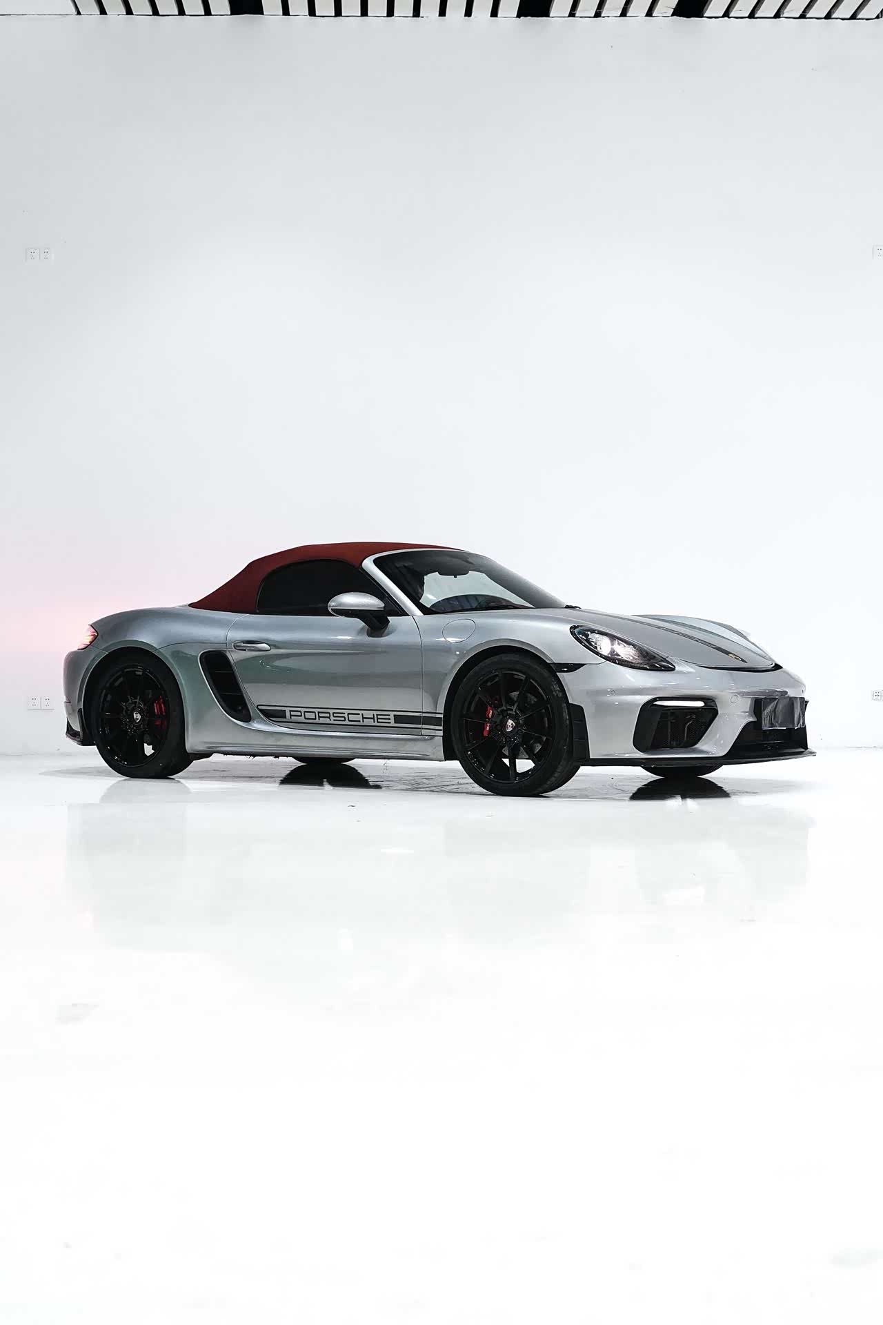 Porsche Boxster, 2018 все фото