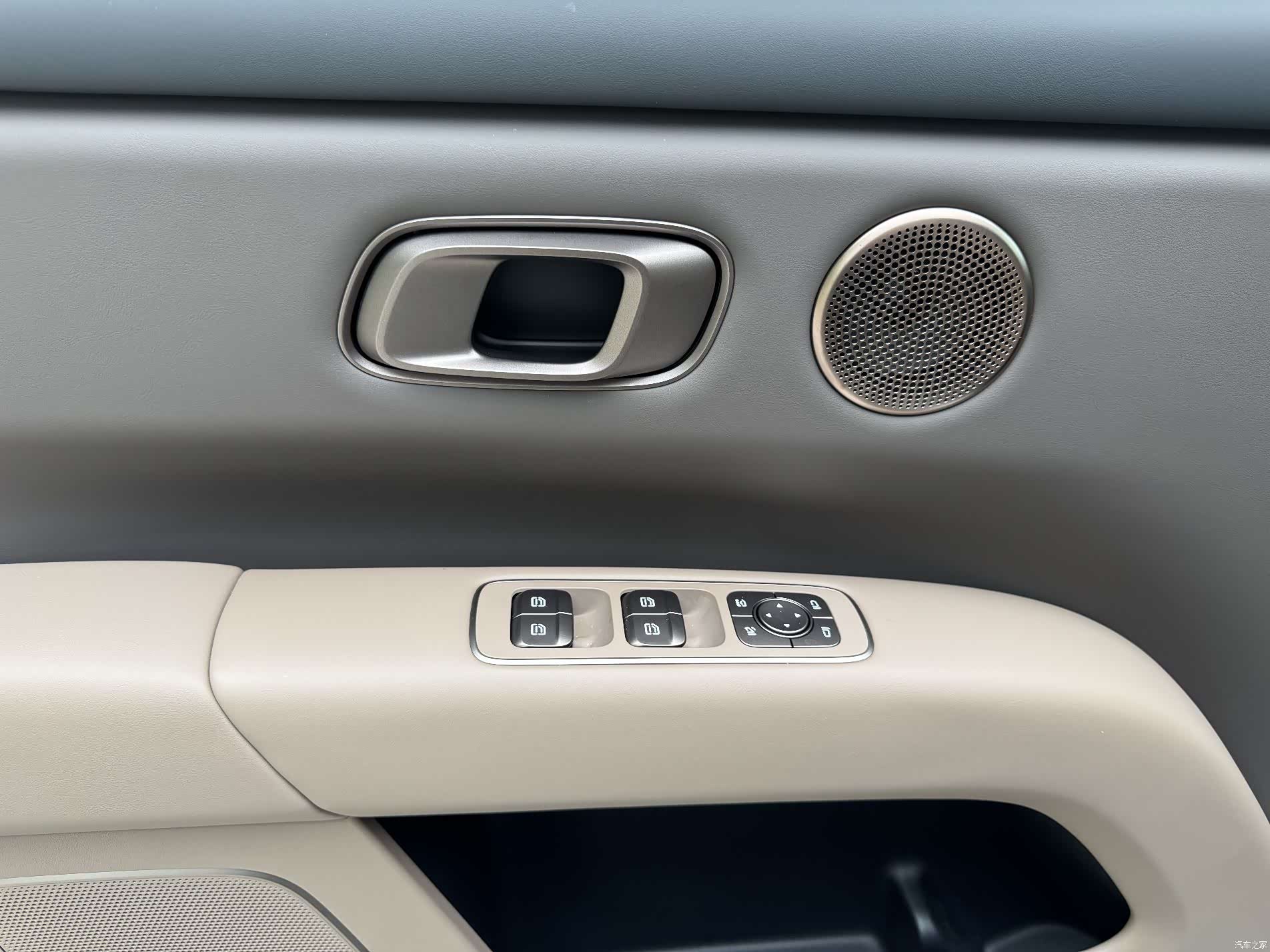 Li Auto i6, 2026 10
