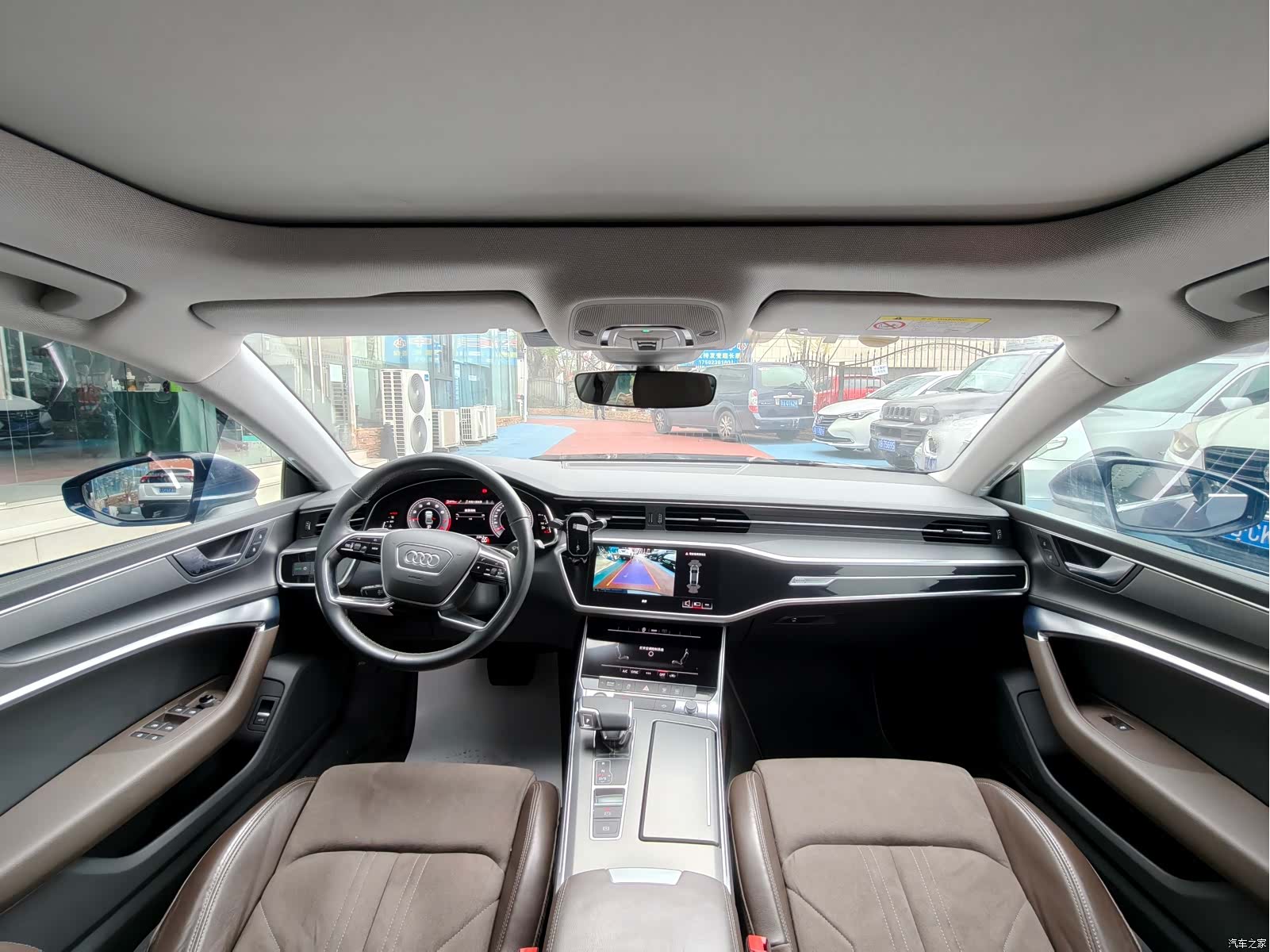 Audi A7L, 2024 19