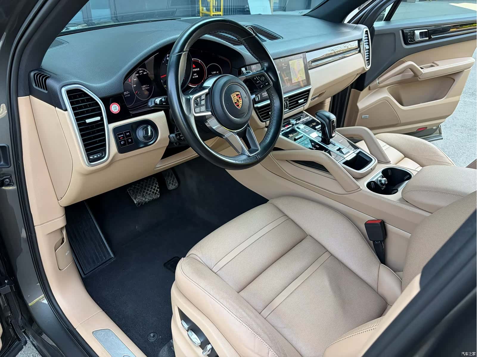 Porsche Cayenne, 2019 6