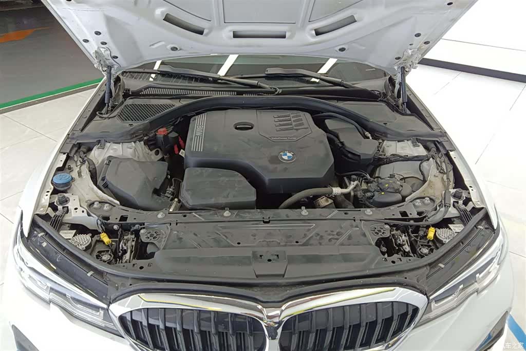 BMW 3 Series, 2022 10