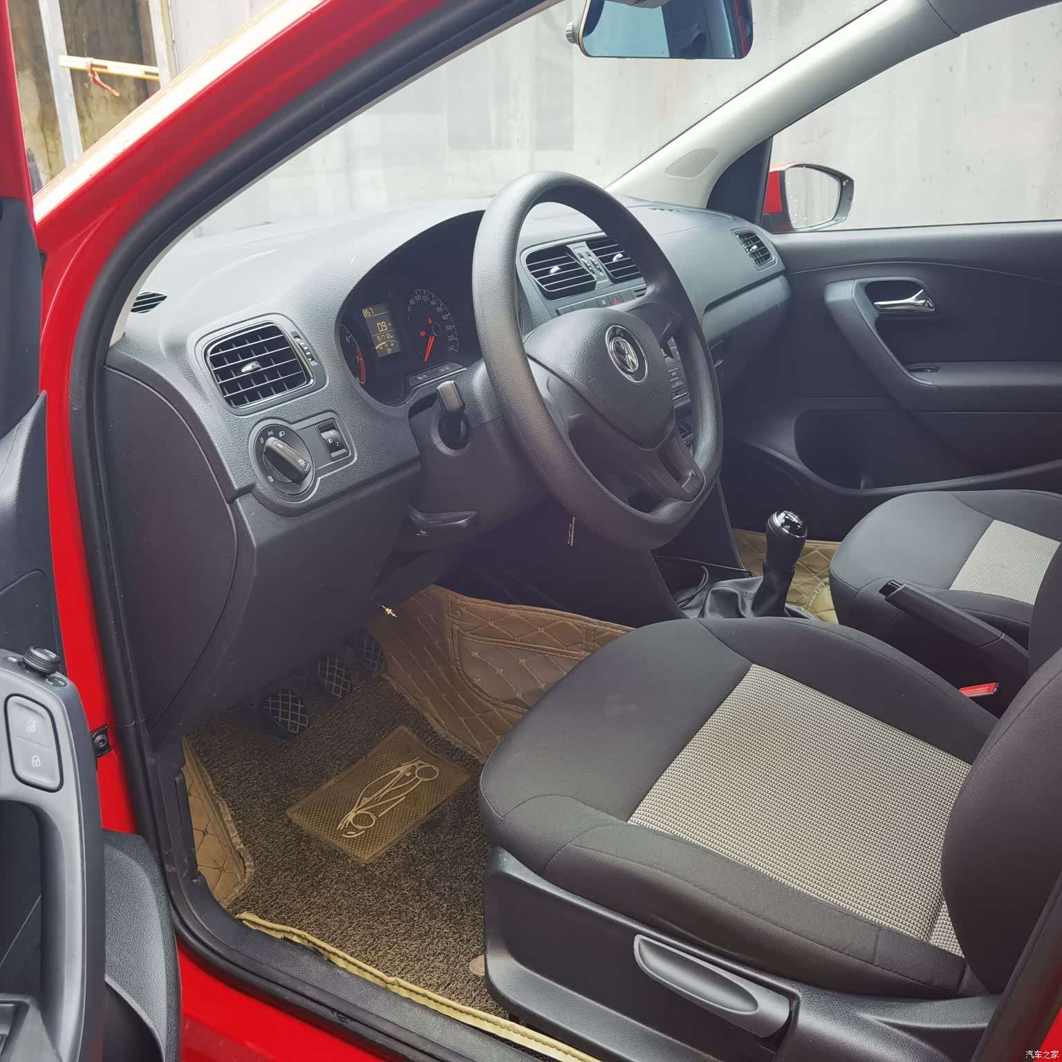 Volkswagen Polo, 2016 3