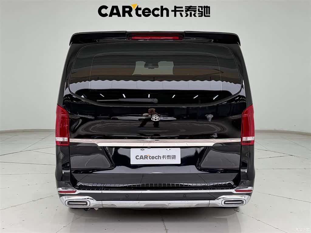 Mercedes-Benz 7, 2020 9