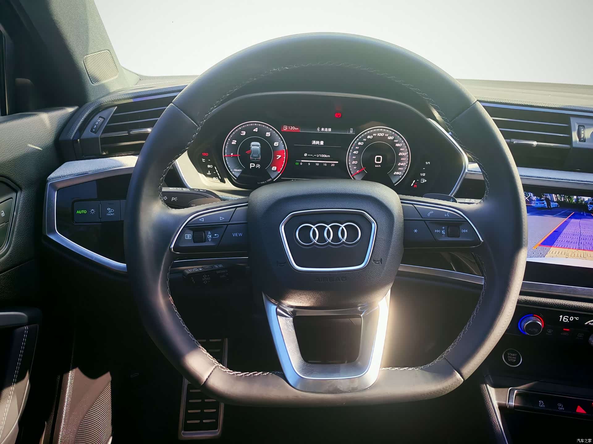 Audi Q3, 2024 12
