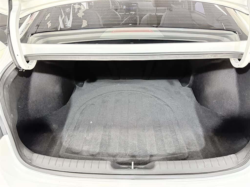 Hyundai Elantra, 2024 13