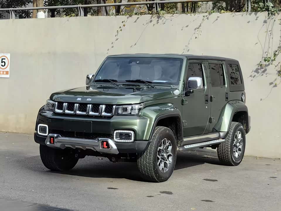 Beijing BJ40
