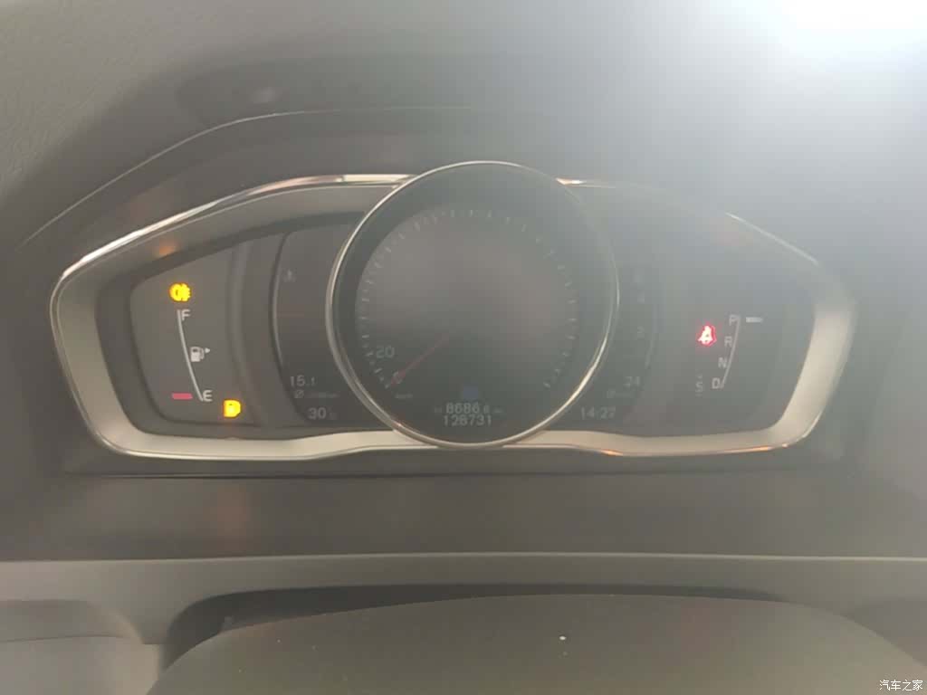 Volvo S60, 2015 12