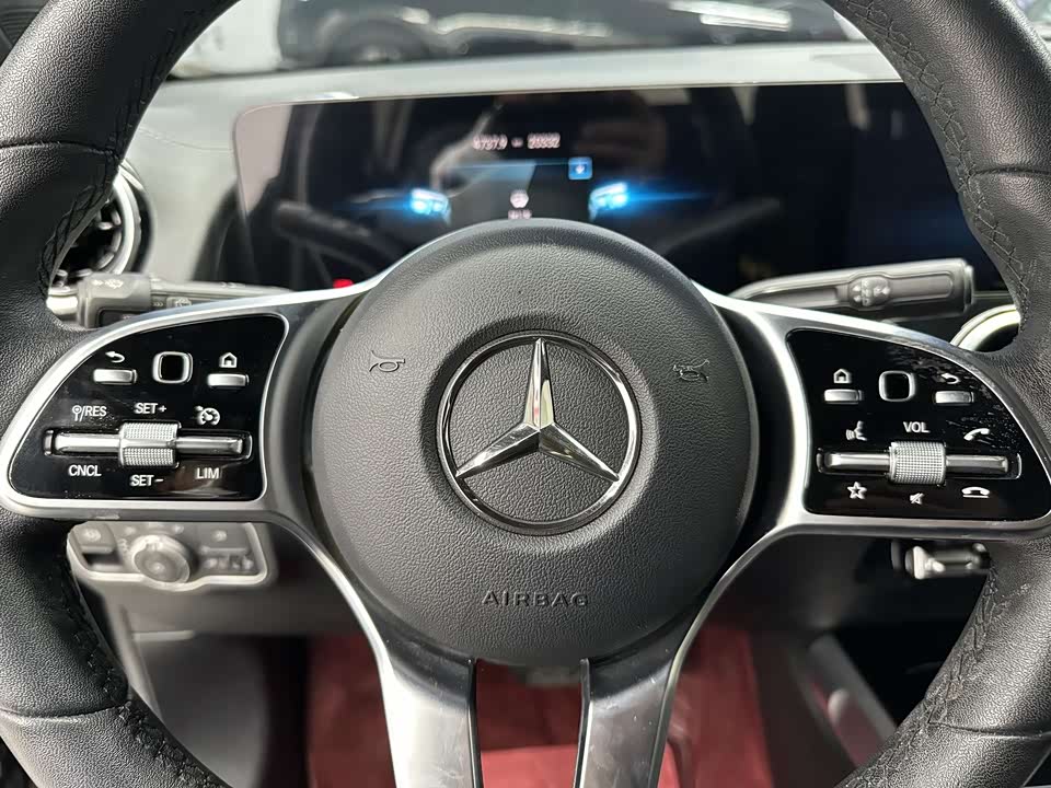 Mercedes-Benz GLB