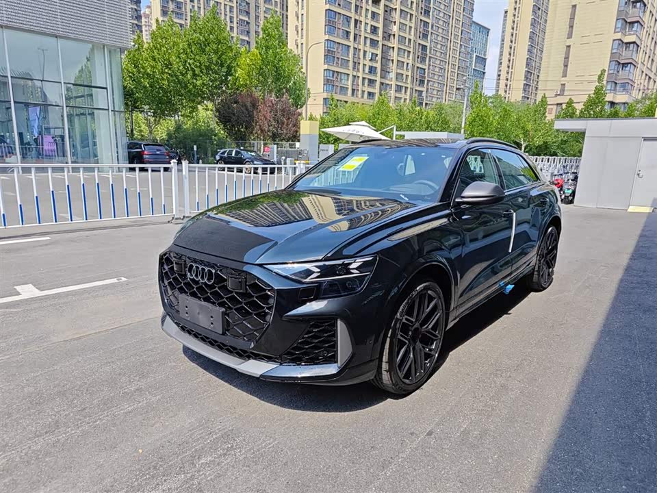 Audi RS Q8 Audi RS Q8