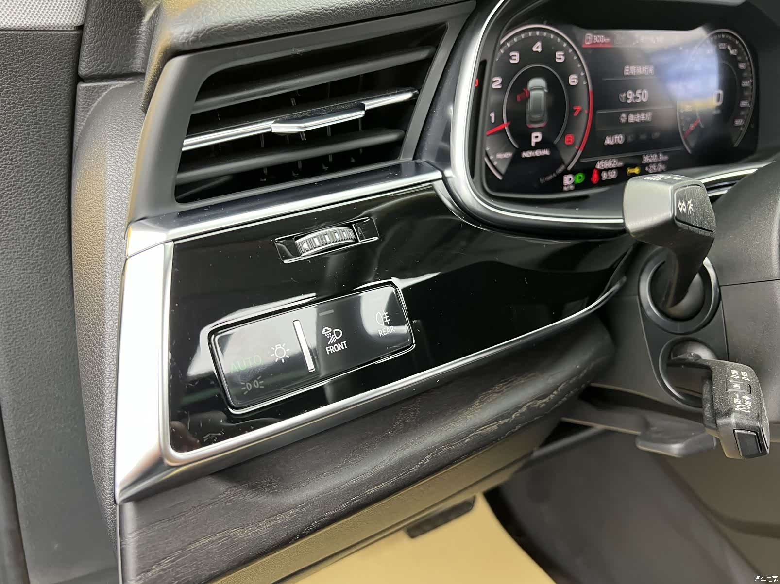Audi Q8, 2022 все фото