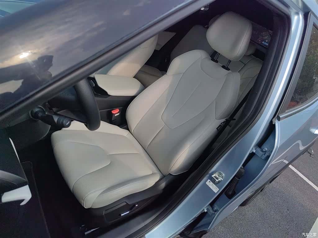 Geely Boyue, 2023 15