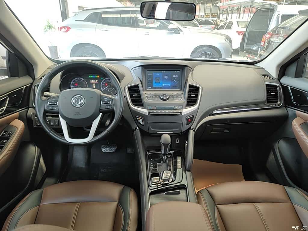 DongFeng AX7, 2018 10