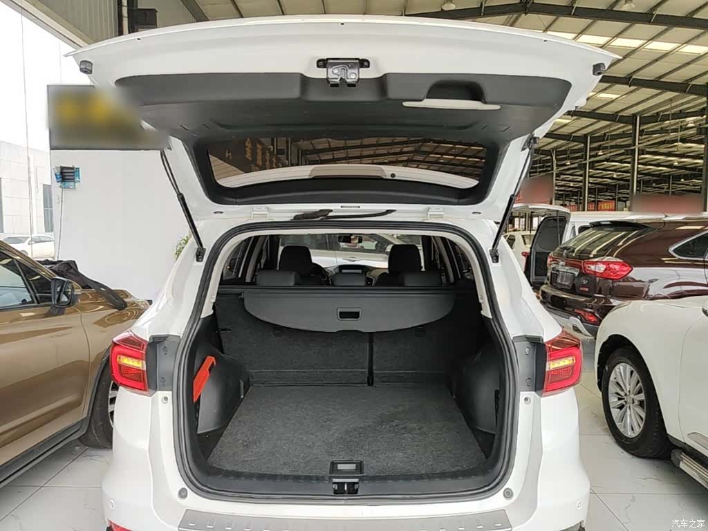 DongFeng AX7, 2018 19