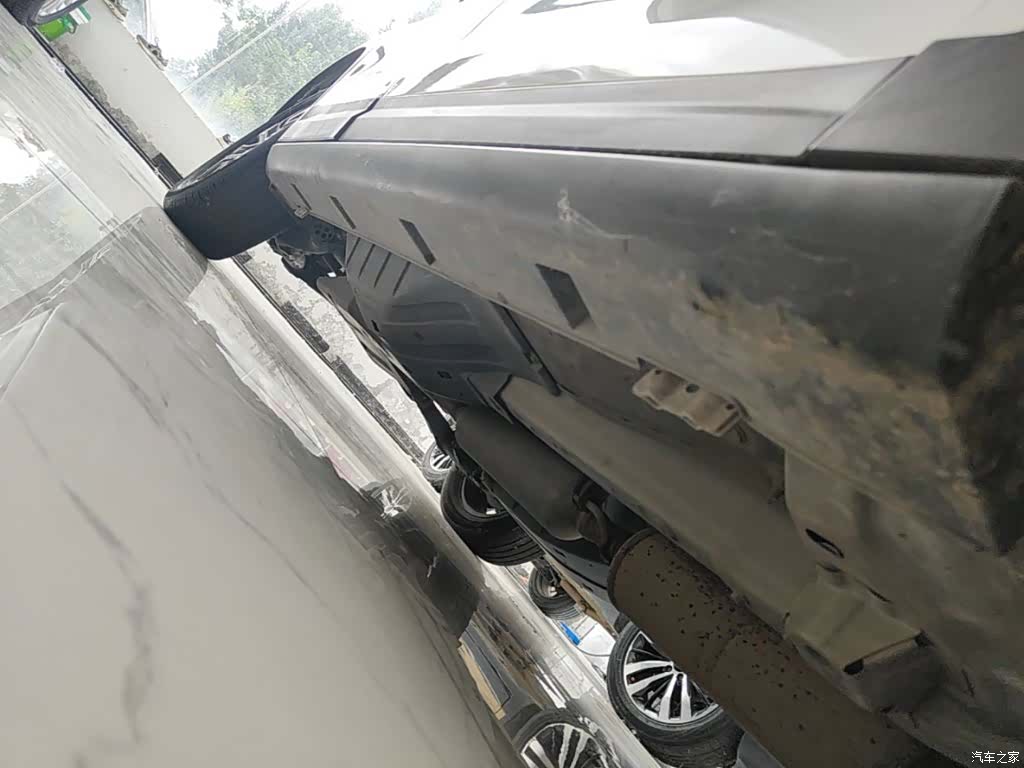 DongFeng AX7, 2018 21