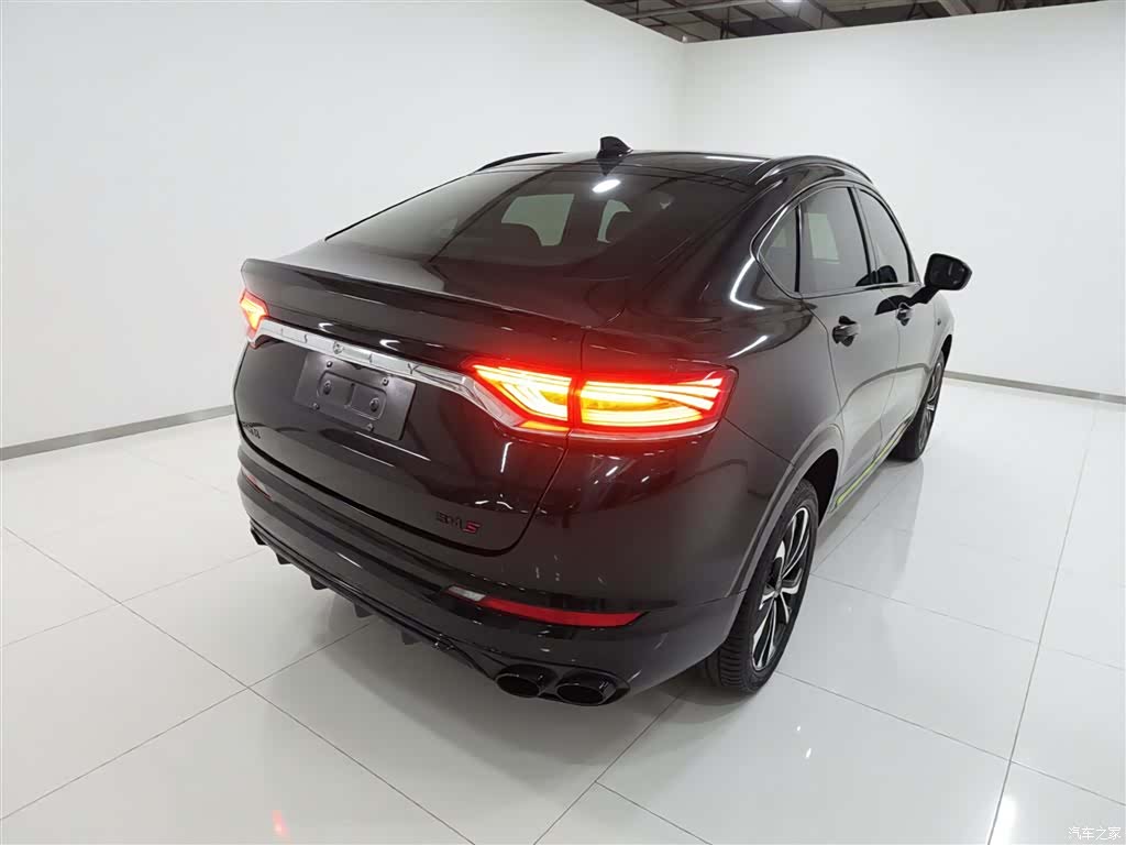 Geely Xingyue, 2022 все фото