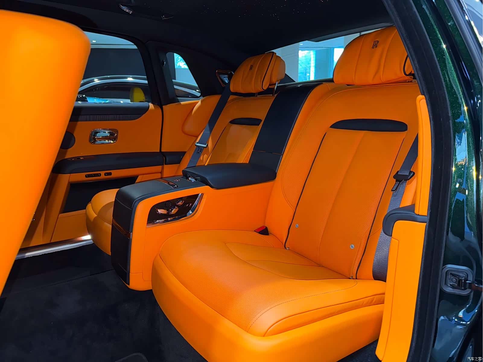 Rolls-Royce Ghost, 2022 16
