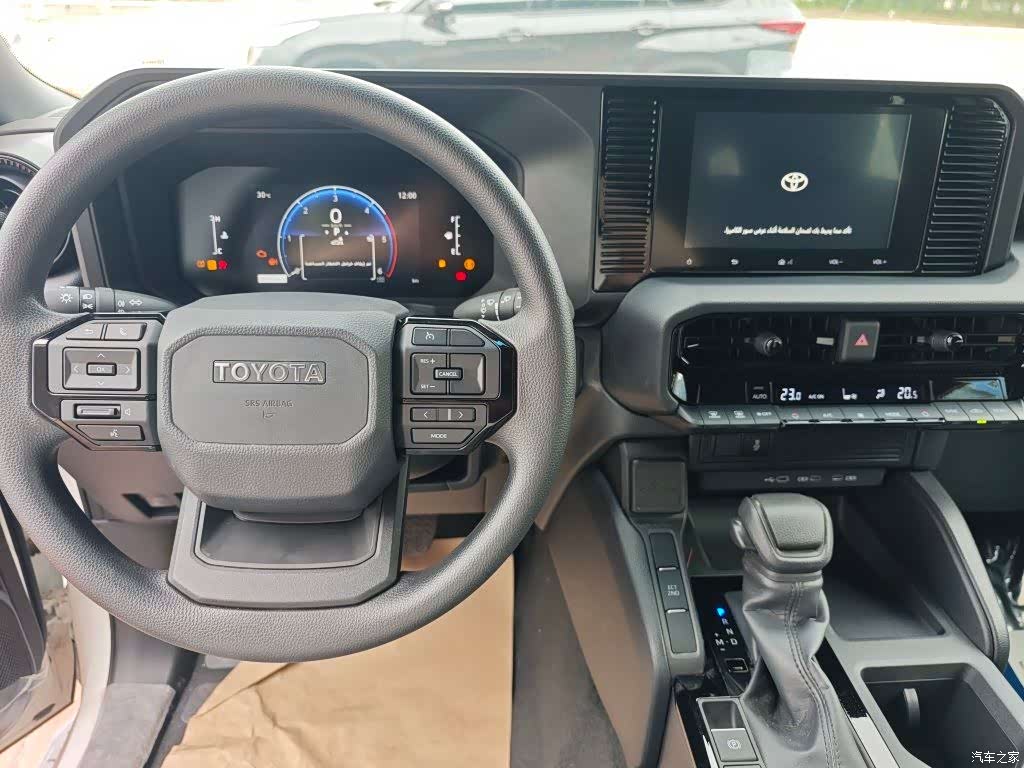 Toyota Prado, 2026 11