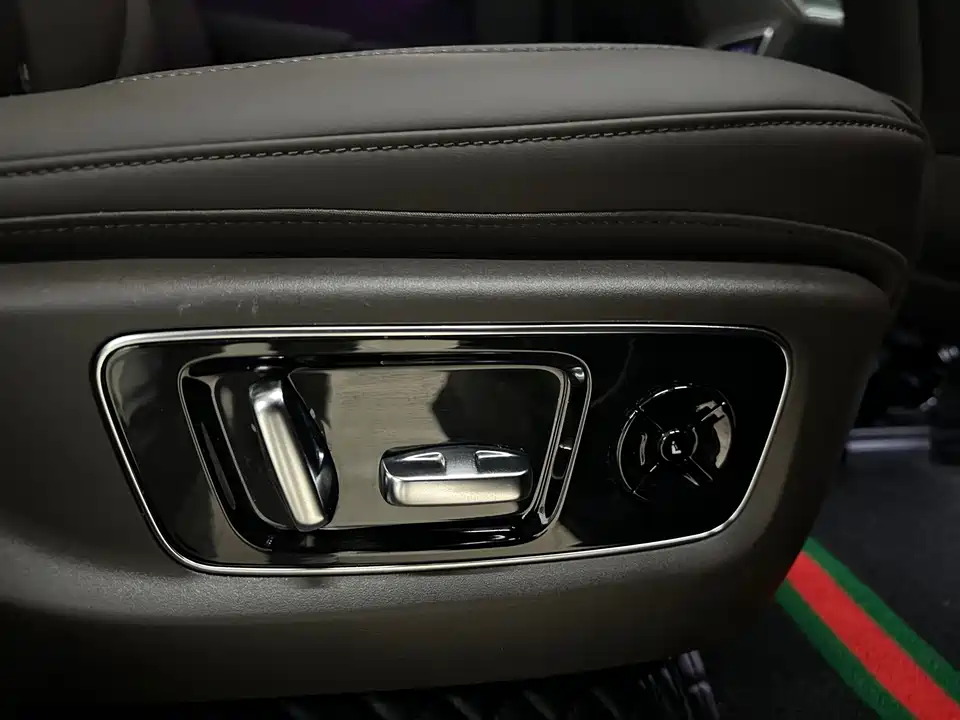 Li Auto Ideal L8