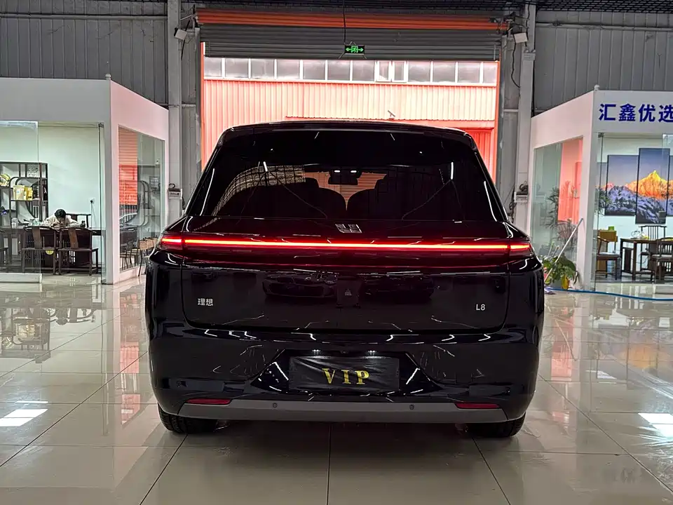 Li Auto Ideal L8