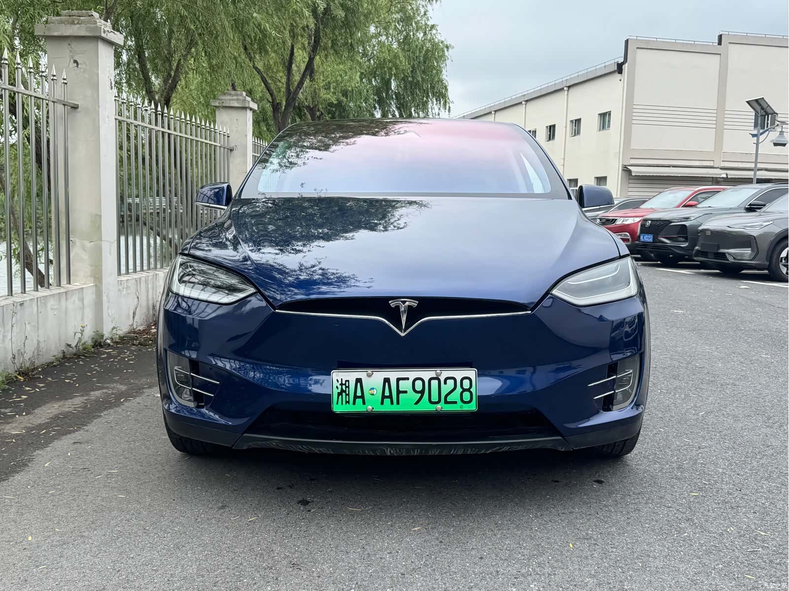 Tesla Model X, 2017 3