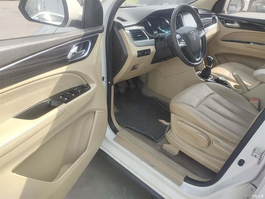 Wuling 730, 2018 16