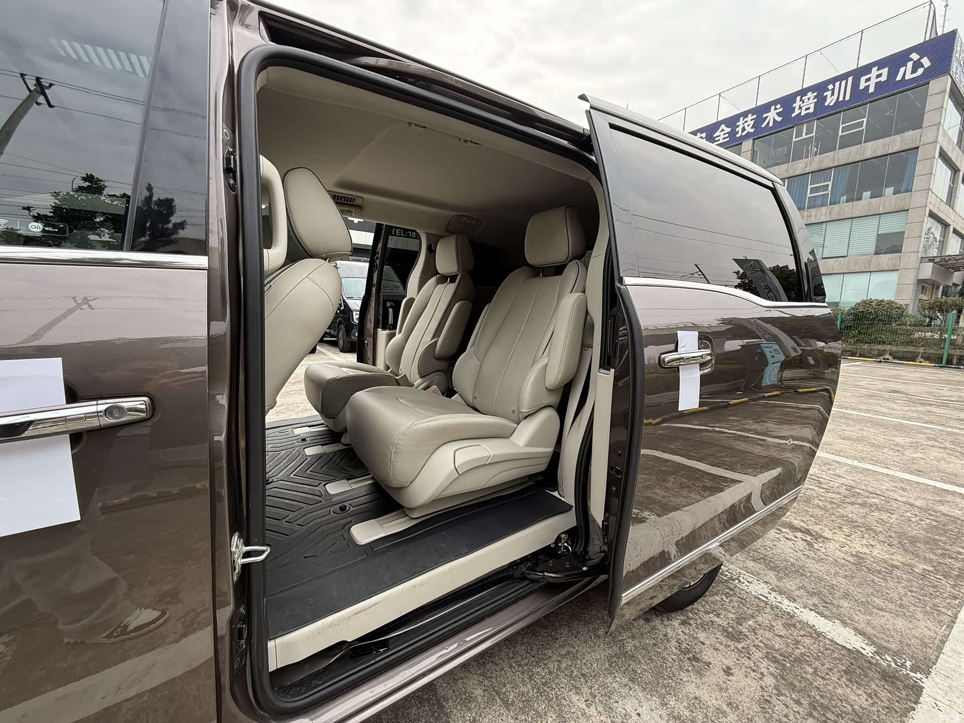 Buick GL8, 2020 22