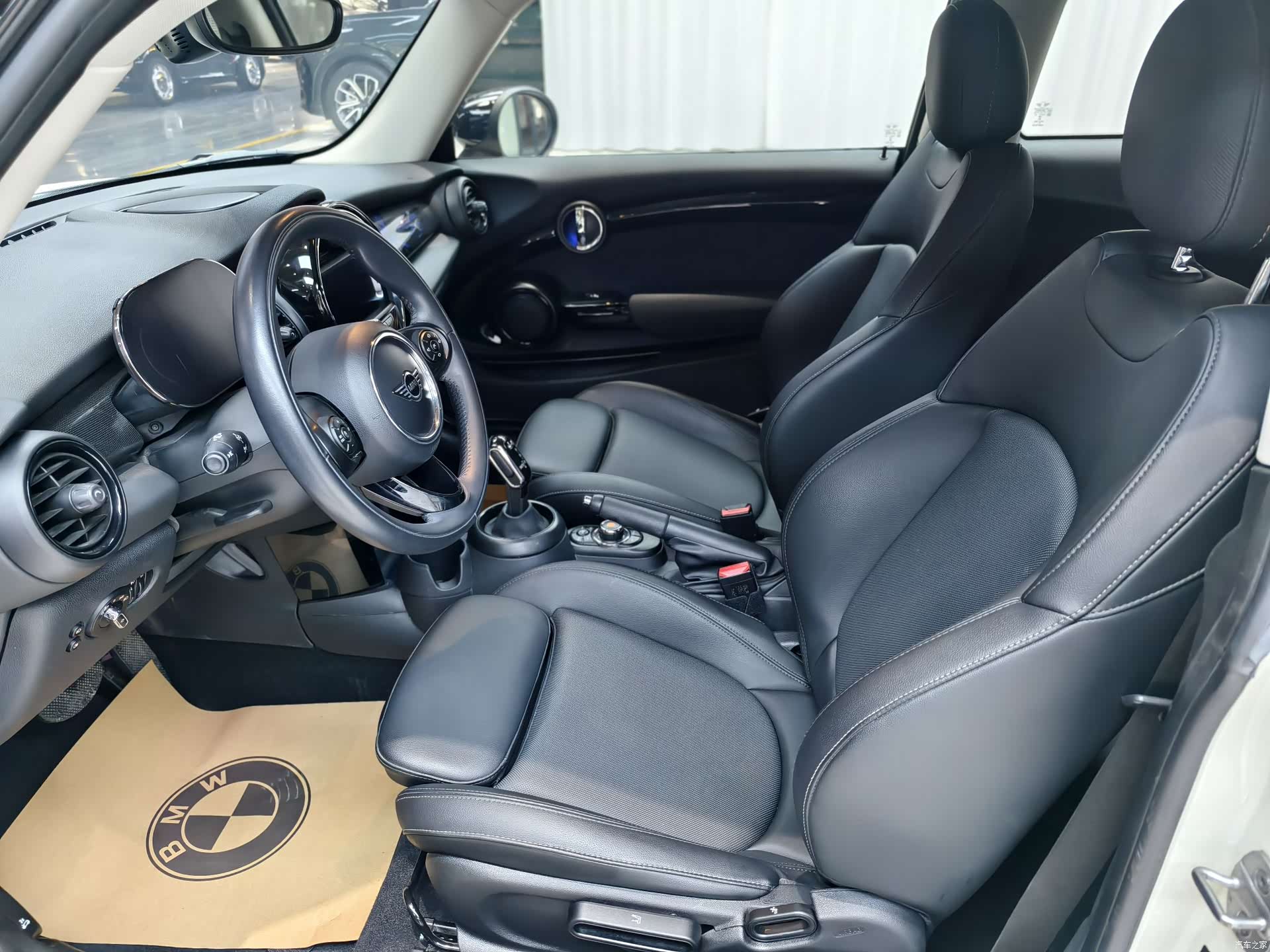 Mini Cooper, 2021 все фото