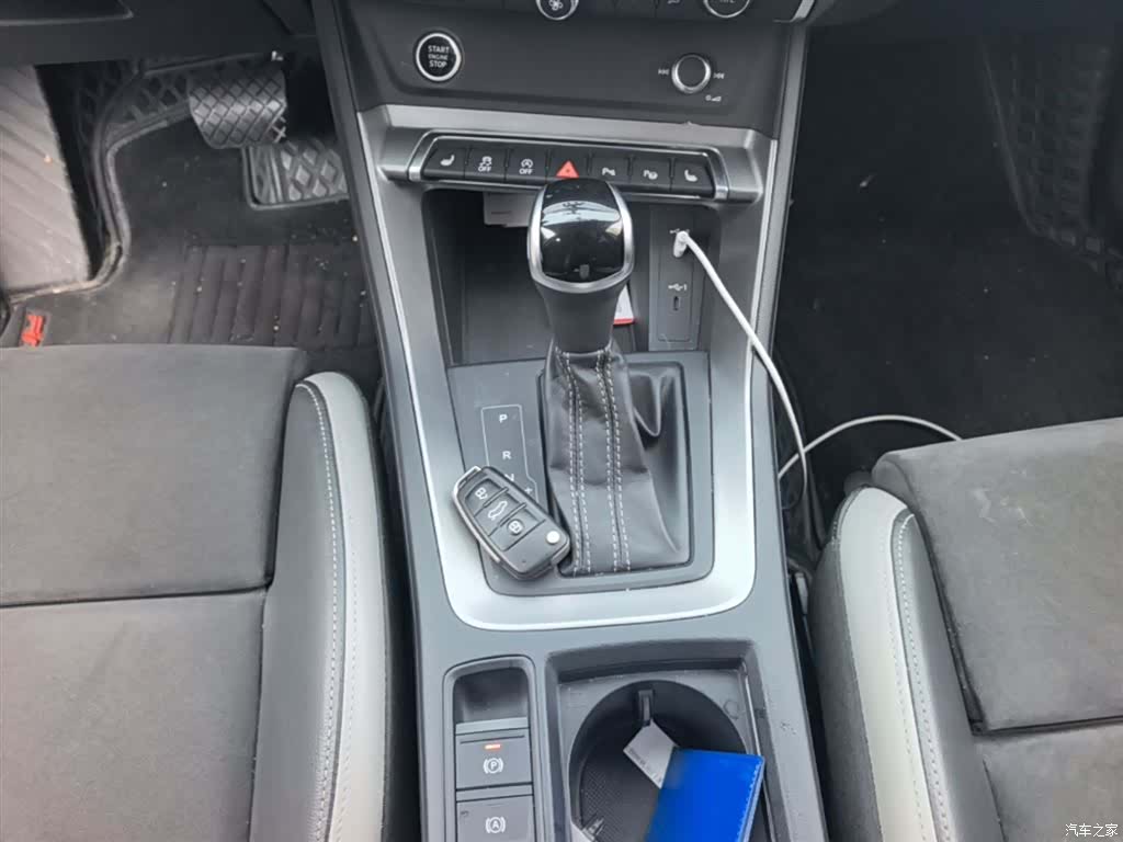 Audi Q3, 2022 14