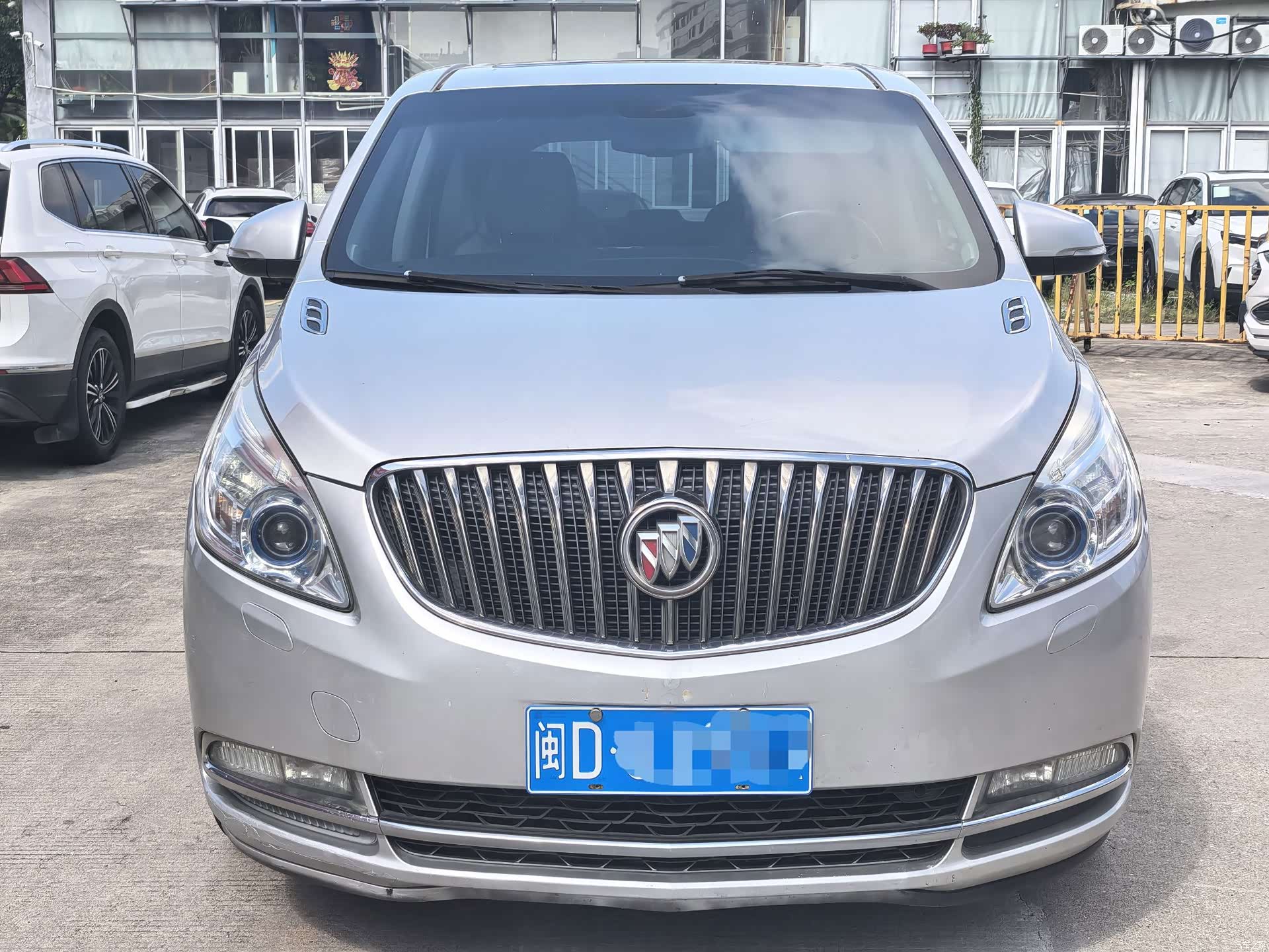 Buick GL8, 2015 2