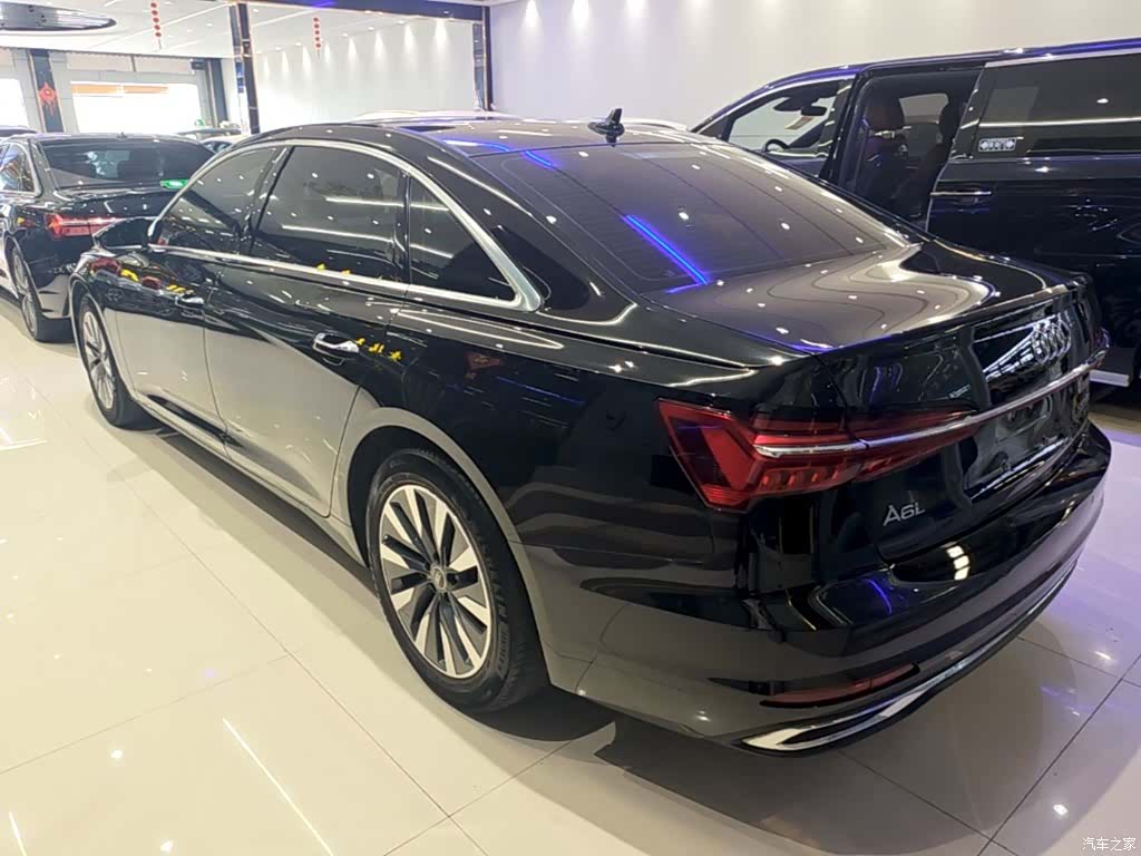 Audi A6L, 2023 все фото