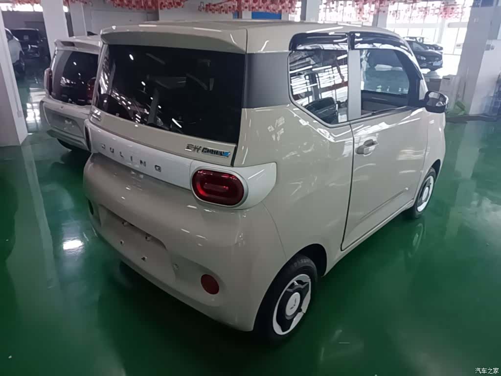 Wuling MINIEV, 2024 7