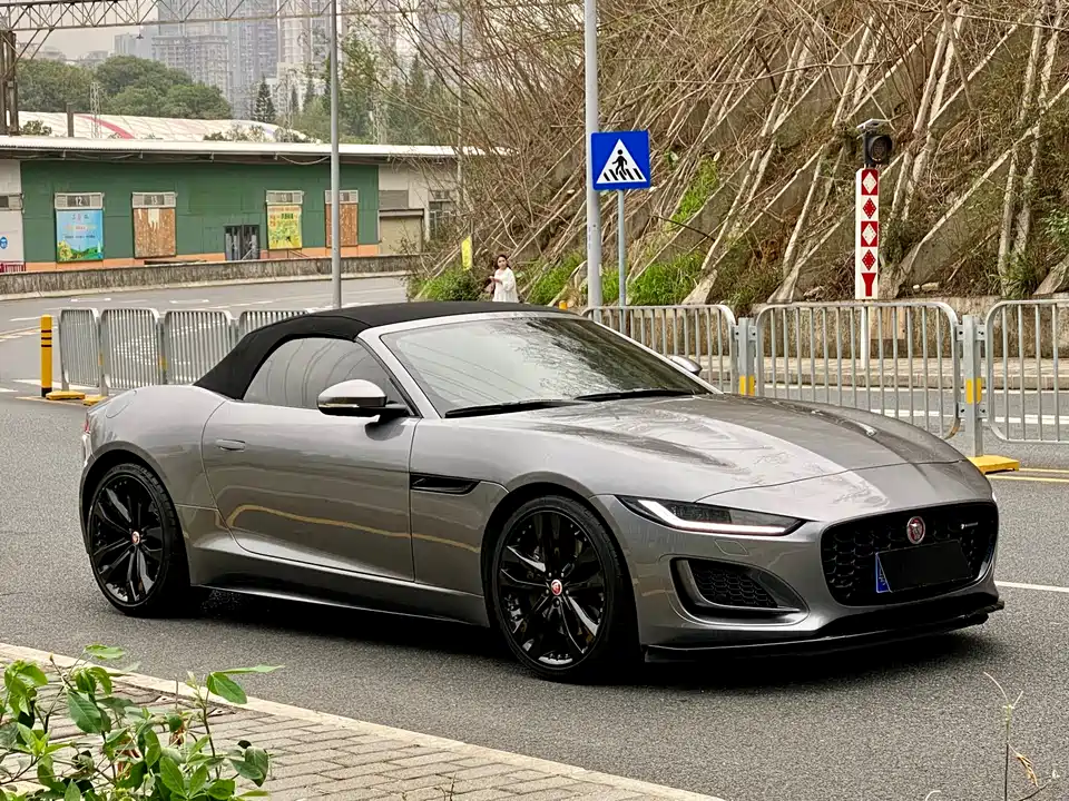 Jaguar F-TYPE
