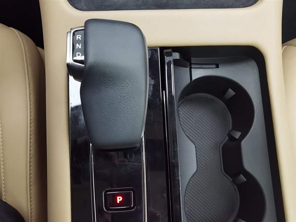 AITO Ask the world M7