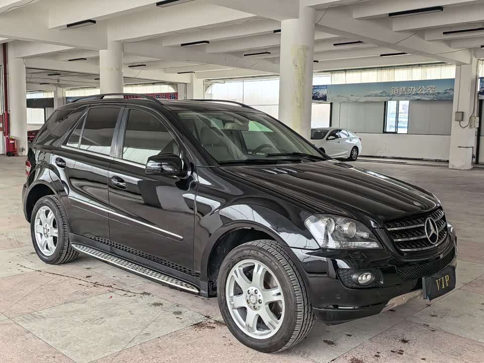 Mercedes-Benz M class