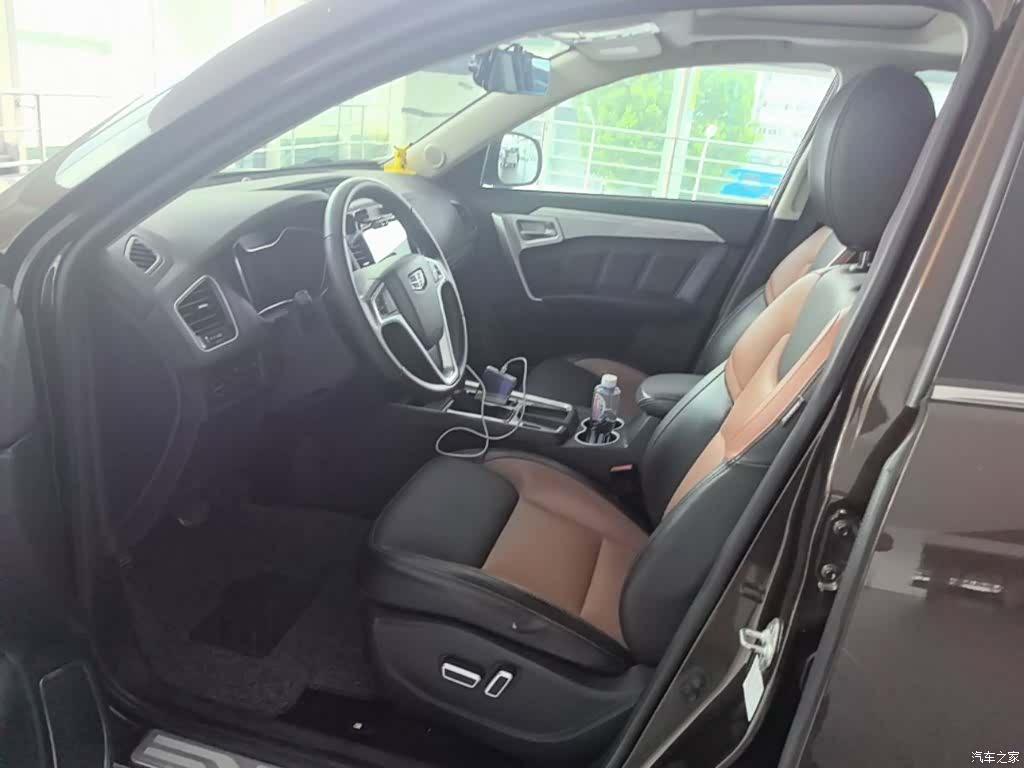 Geely X6, 2017 15