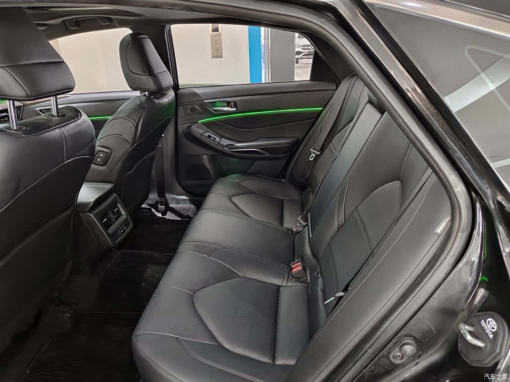 Toyota Avalon, 2021 8